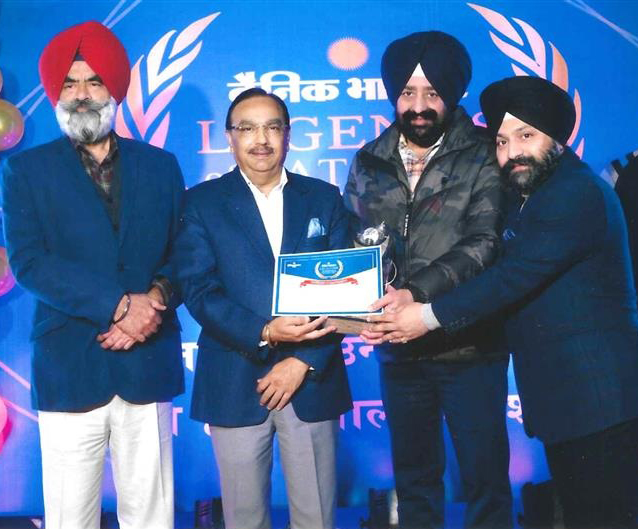 Dainik Bhaskar, Mr. Parminder Singh Dainik Bhaskar, Mr. Parminder Singh